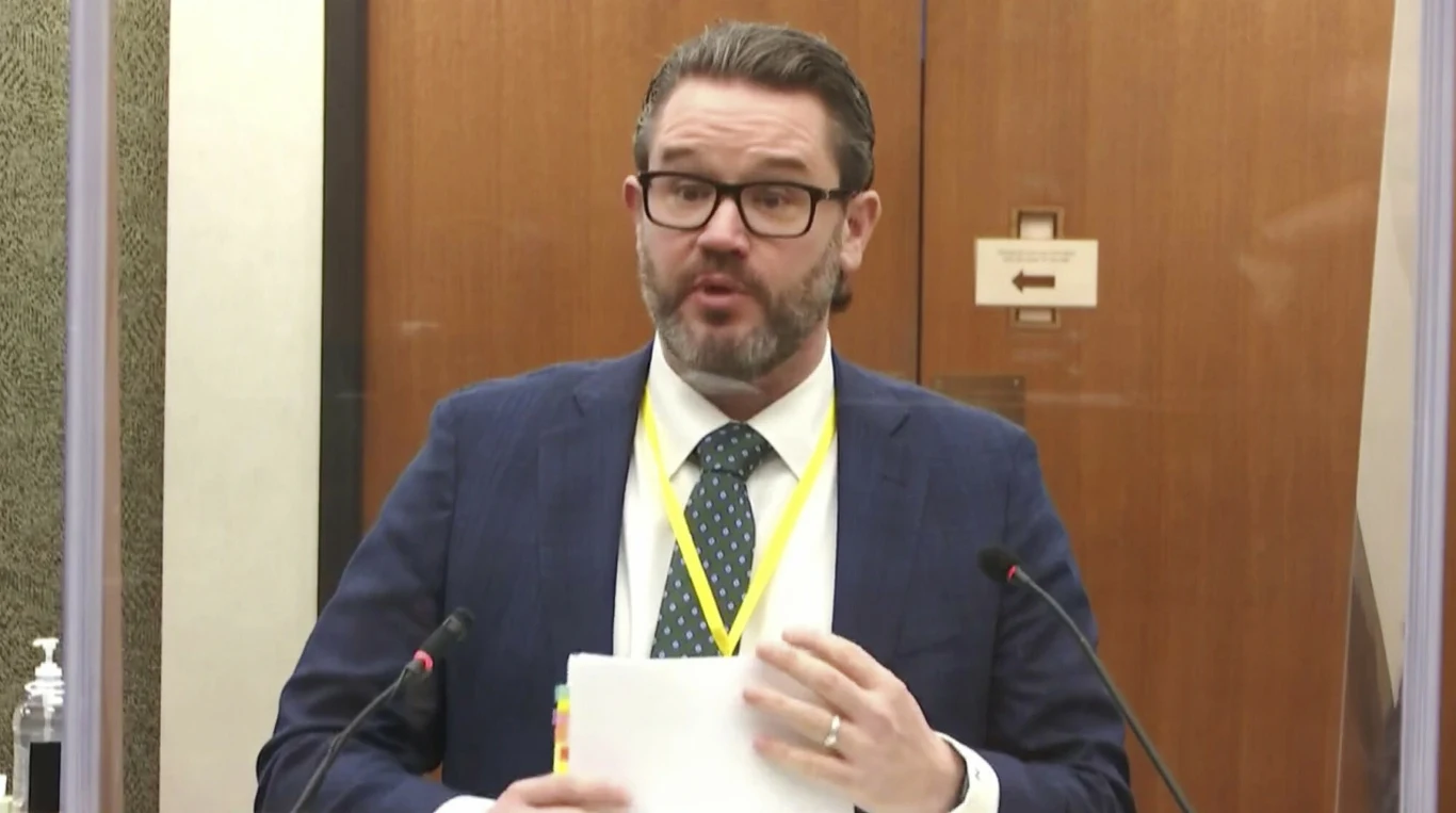 Obrońca oskarżonego Eric Nelson Obrońca oskarżonego Eric Nelson