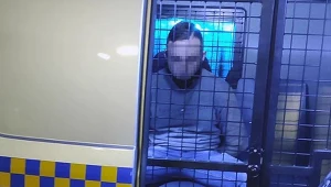 19-latek raniony nożem na bulwarach w Warszawie