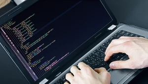 Branża IT jest jedną z nielicznych, które nie ucierpiały podczas trwającej pandemii koronawirusa