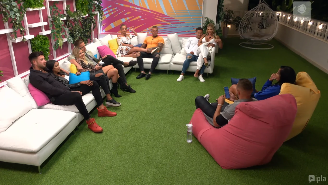 "Love Island. Wyspa Miłości" "Love Island. Wyspa Miłości"