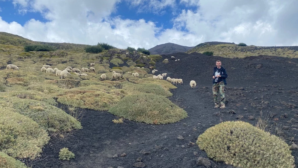 Autor bloga Wulkany Świata na zboczu wulkanu Etna, wrzesień 2020