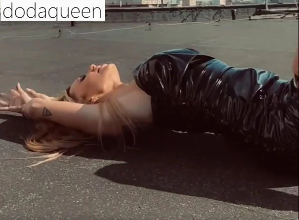 Screenshot z Instagrama @dodaqueen