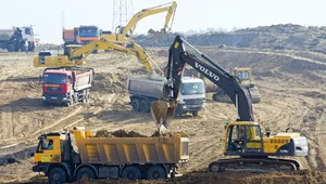 Od początku roku podpisano umowy na budowę 140 km dróg