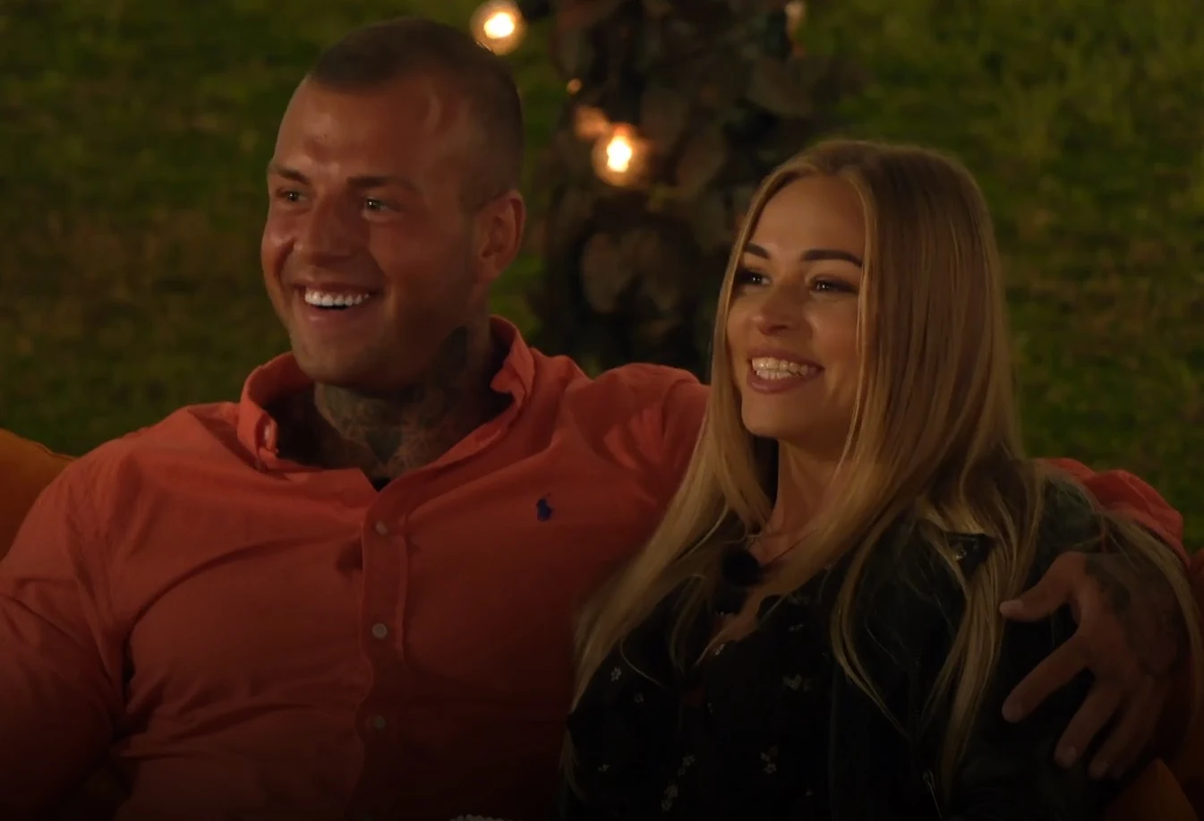 Ania i Czarek podczas oglądania swojej randki na ekranie