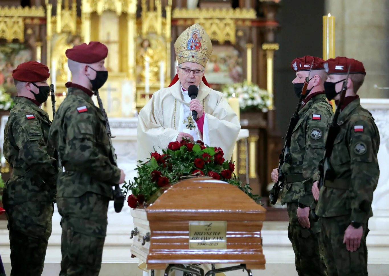 Zdjęcia z mszy pożegnalnej Krzysztofa Krawczyka