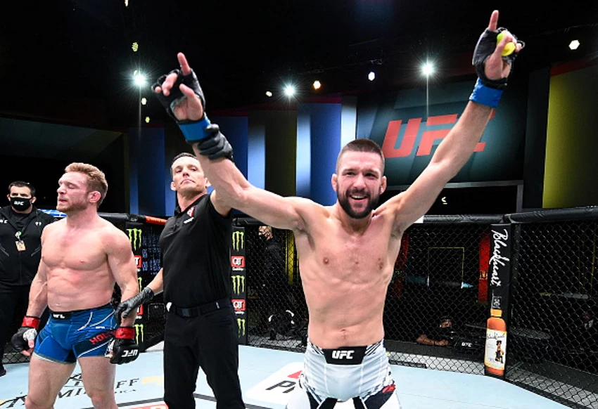Mateusz Gamrot odniósł pierwsze zwycięstwo w UFC Mateusz Gamrot odniósł pierwsze zwycięstwo w UFC