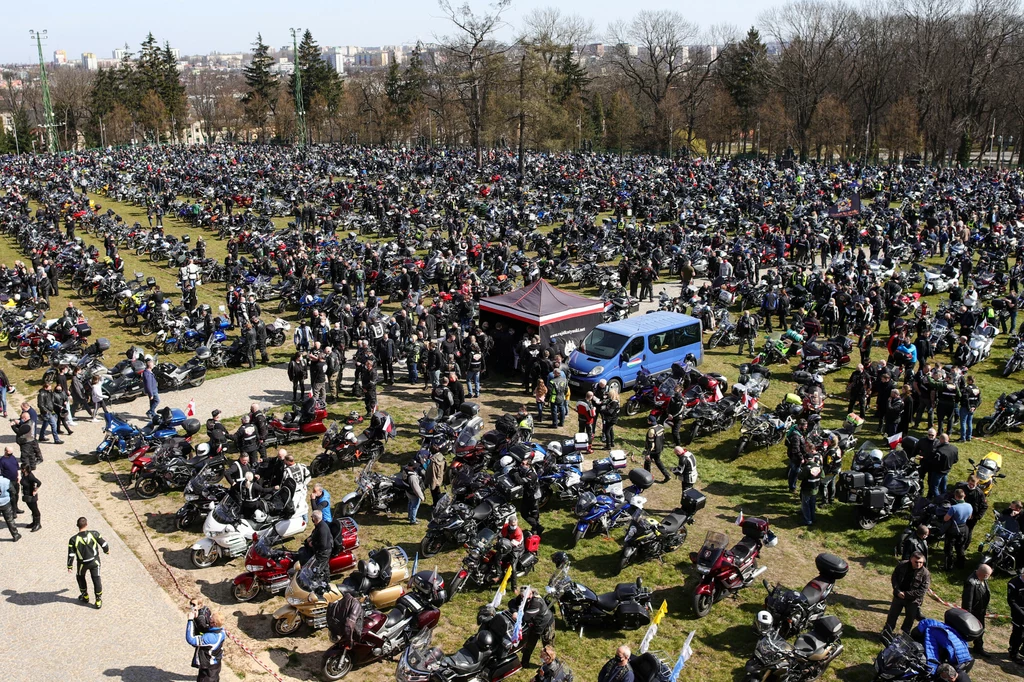 W zlocie wzięło udział 10 tysięcy motocyklistów...