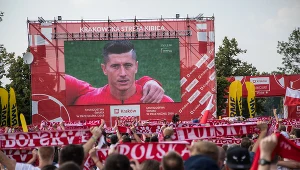 Terminarz Euro 2020 i Copa America 2021 pokrywają się. Po meczach reprezentacji Polski z Robertem Lewandowskim, późnym wieczorem i w nocy, będzie można oglądać w tv spotkania Brazylii czy Argentyny. Na zdjęciu strefa kibica w Krakowie podczas mundialu 2018