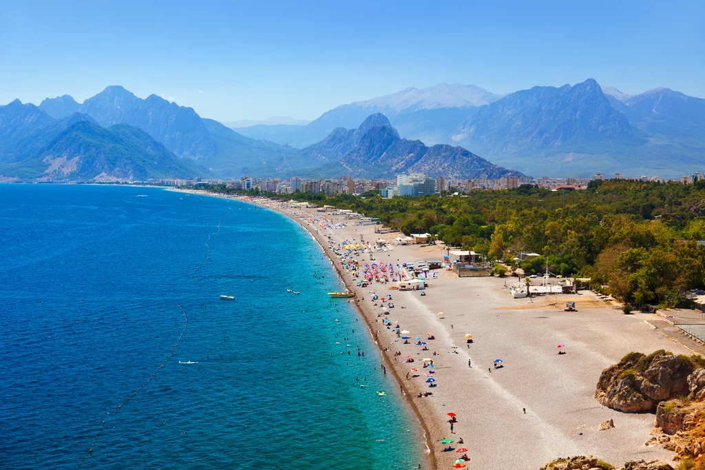 Antalya to jeden z ulubionych kurortów Polaków