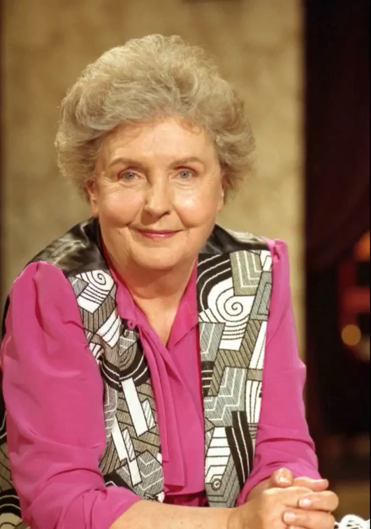 Screen z filmu na YouTube "1920.09.28 ^ 2014.08.01. Halina Miroszowa", Janusz Leśniewski