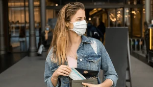 Szykuj maskę na jesień. To nie koniec pandemii