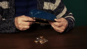 100 lat uprawnia do dodatku do emerytury z ZUS