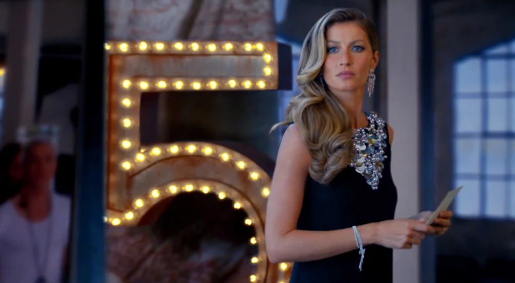 Gisele Bundchen w reklamie perfum Chanel No. 5