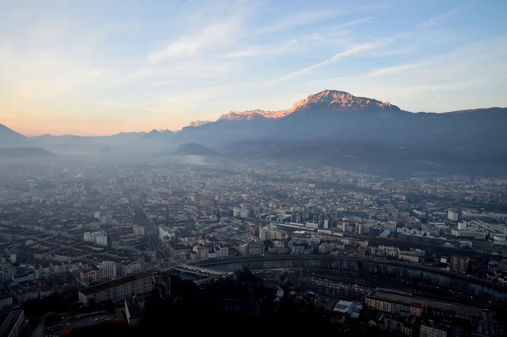 Smog nad Grenoble, 2016 r. 