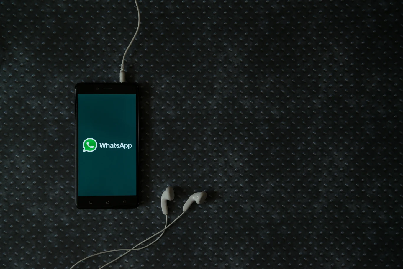 WhatsApp skróci czas "znikania" wiadomości WhatsApp skróci czas "znikania" wiadomości