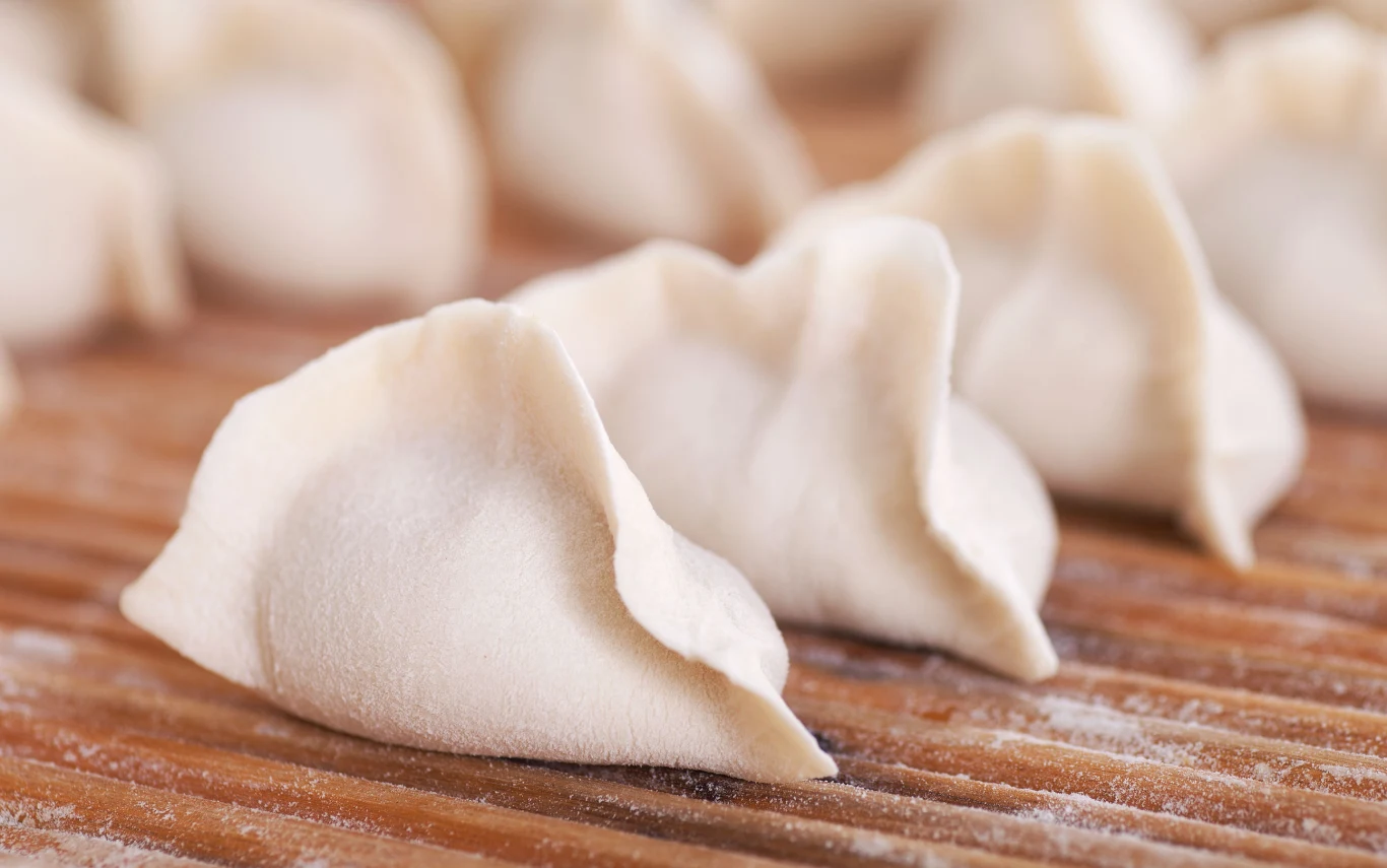 Lepienie doskonałych pierogów nie jest takie trudne