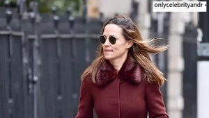 Pippa Middleton na spacerze z córką