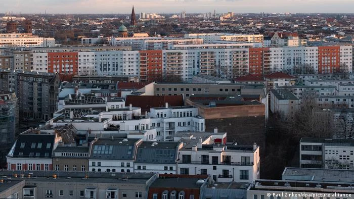 Prestiżowy projekt władz Berlina został pogrzebany przez Trybunał Konstytucyjny. Zapłacą za to lokatorzy – komentuje niemiecka prasa