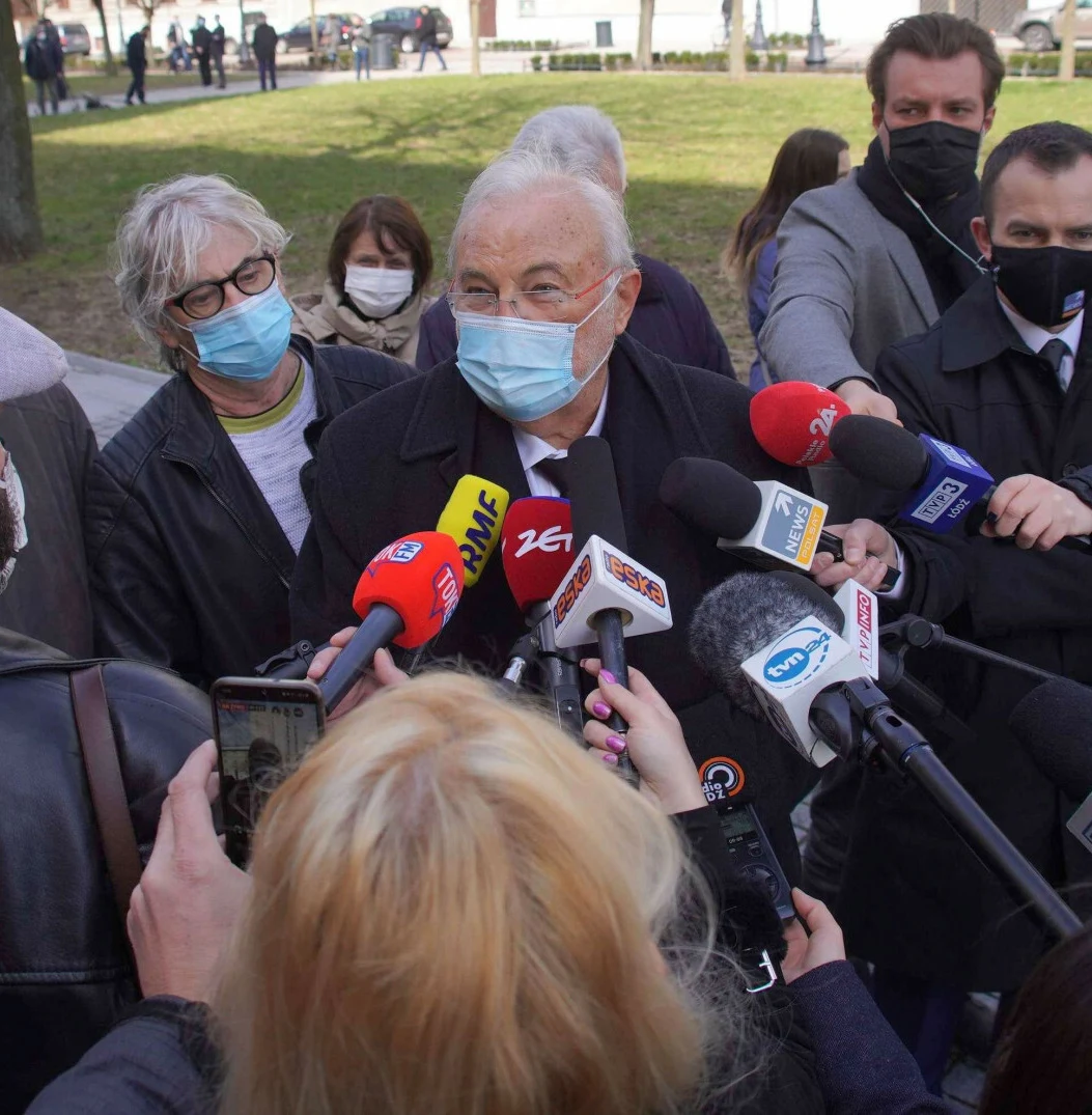 Andrzej Kosmala w dniu pogrzebu Krzysztofa Krawczyka Andrzej Kosmala w dniu pogrzebu Krzysztofa Krawczyka