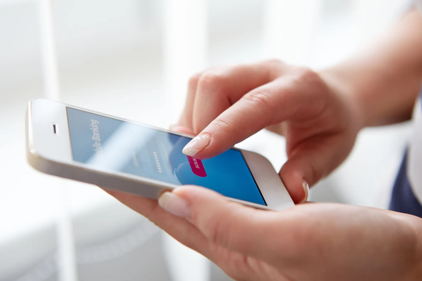 Regularne czyszczenie pamięci podręcznej to skuteczna i bezpieczna metoda na poprawę wydajności smartfona.