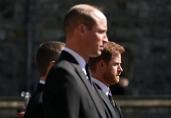 William i Harry na pogrzebie dziadka 