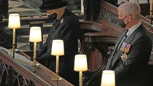 Królowa Elżbieta II na pogrzebie księcia Filipa