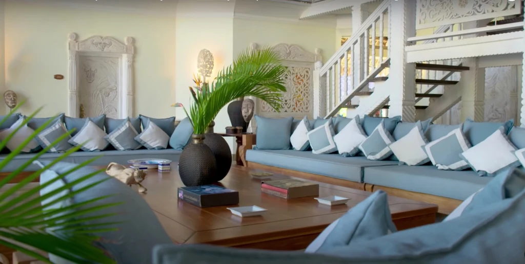 Screenshot z kanału @Architectural Digest Screenshot z kanału @Architectural Digest