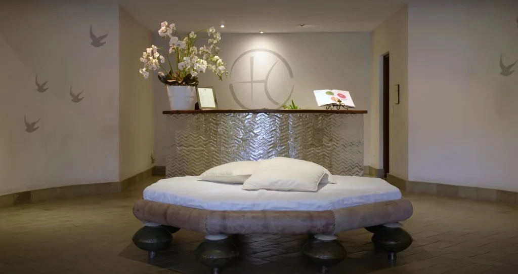 Screenshot z kanału @Architectural Digest Screenshot z kanału @Architectural Digest