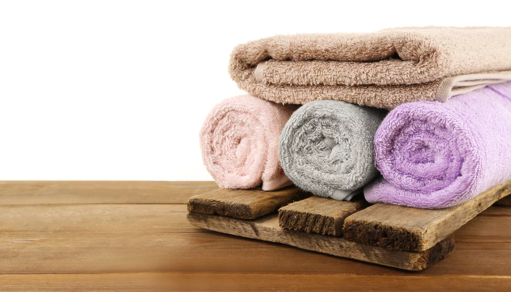 Aby ręczniki zachowały odpowiednią świeżość i były miękkie, trzeba je odpowiednio prać i suszyć