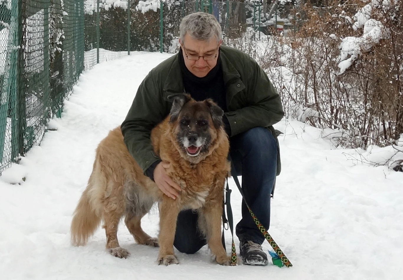 Adam Torchała zawsze jest gotowy, by nieść pomoc zwierzakom. Na zdjęciu ze swoją suczką Sonar Adam Torchała zawsze jest gotowy, by nieść pomoc zwierzakom. Na zdjęciu ze swoją suczką Sonar