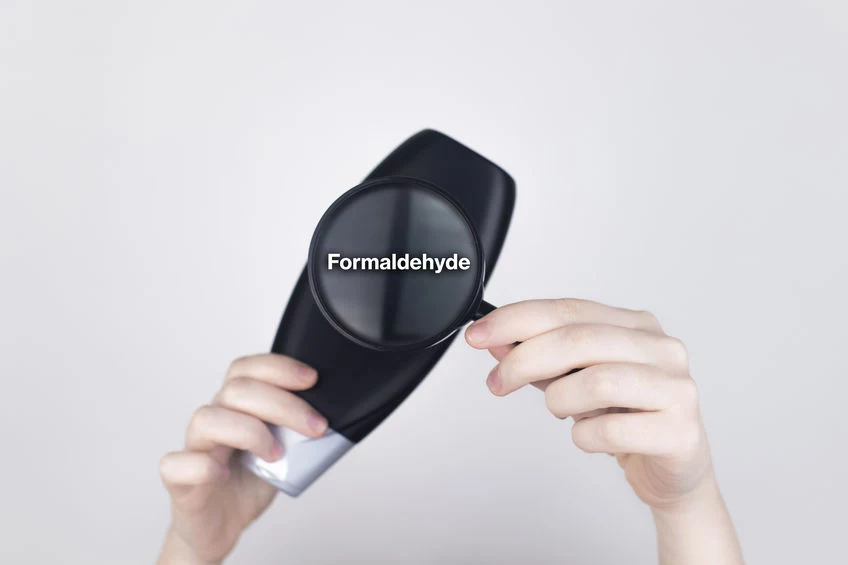 W 2019 roku zakazano stosowania formaldehydu przy produkcji kosmetyków