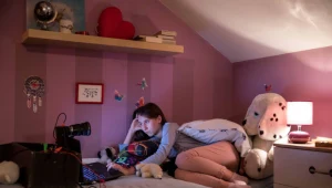 "Złapani w sieci": Pozycja obowiązkowa dla rodziców nastolatków [recenzja]