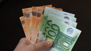 Przez 15 lat pracownik publicznej służby zdrowia w Kalabrii na południu Włoch pobierał pensję, mimo że nigdy nie przyszedł do pracy