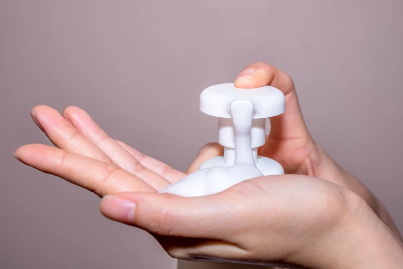 Nie możesz zdjąć pierścionka? Sięgnij po mydło Nie możesz zdjąć pierścionka? Sięgnij po mydło