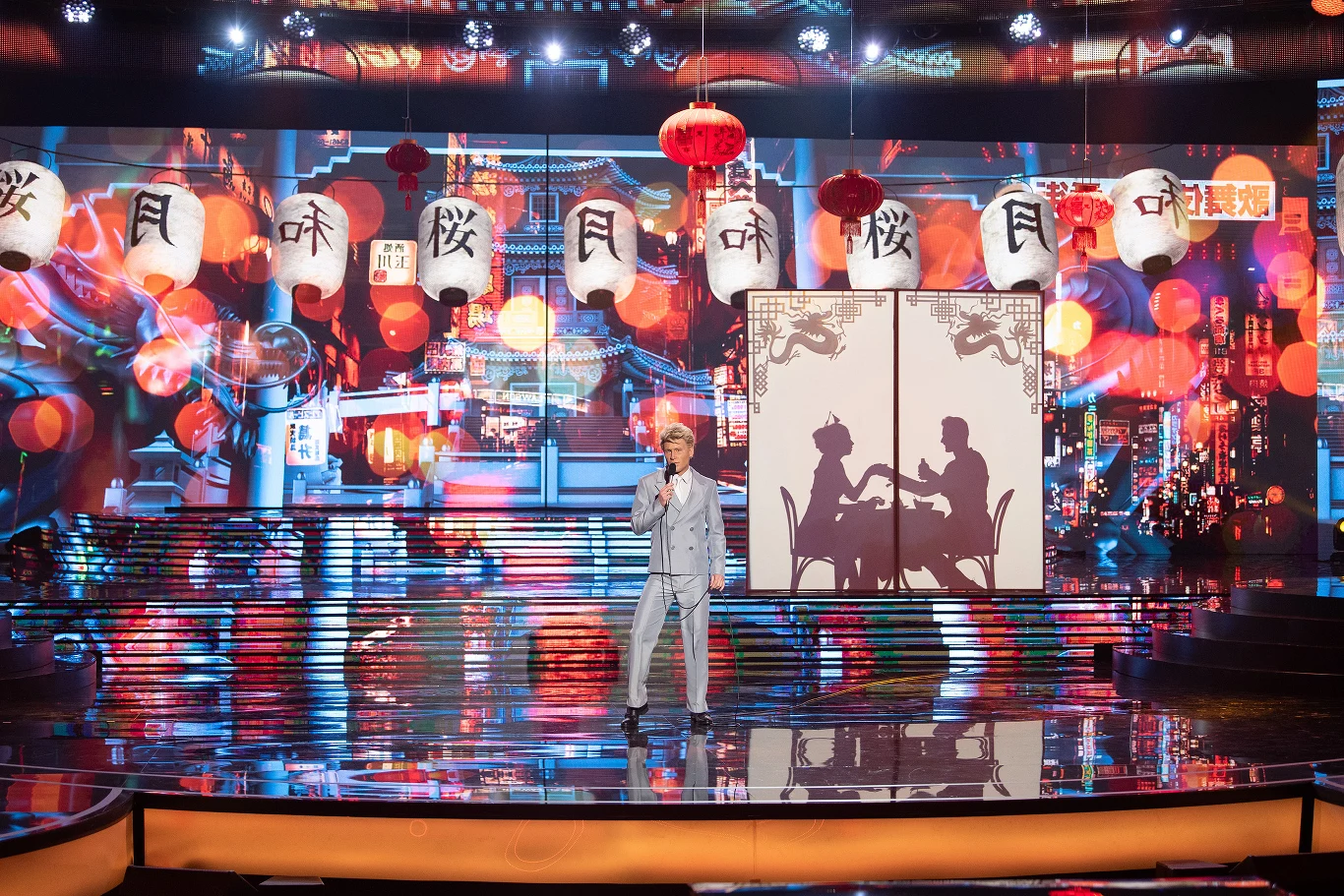  Michał Meyer jako David Bowie 