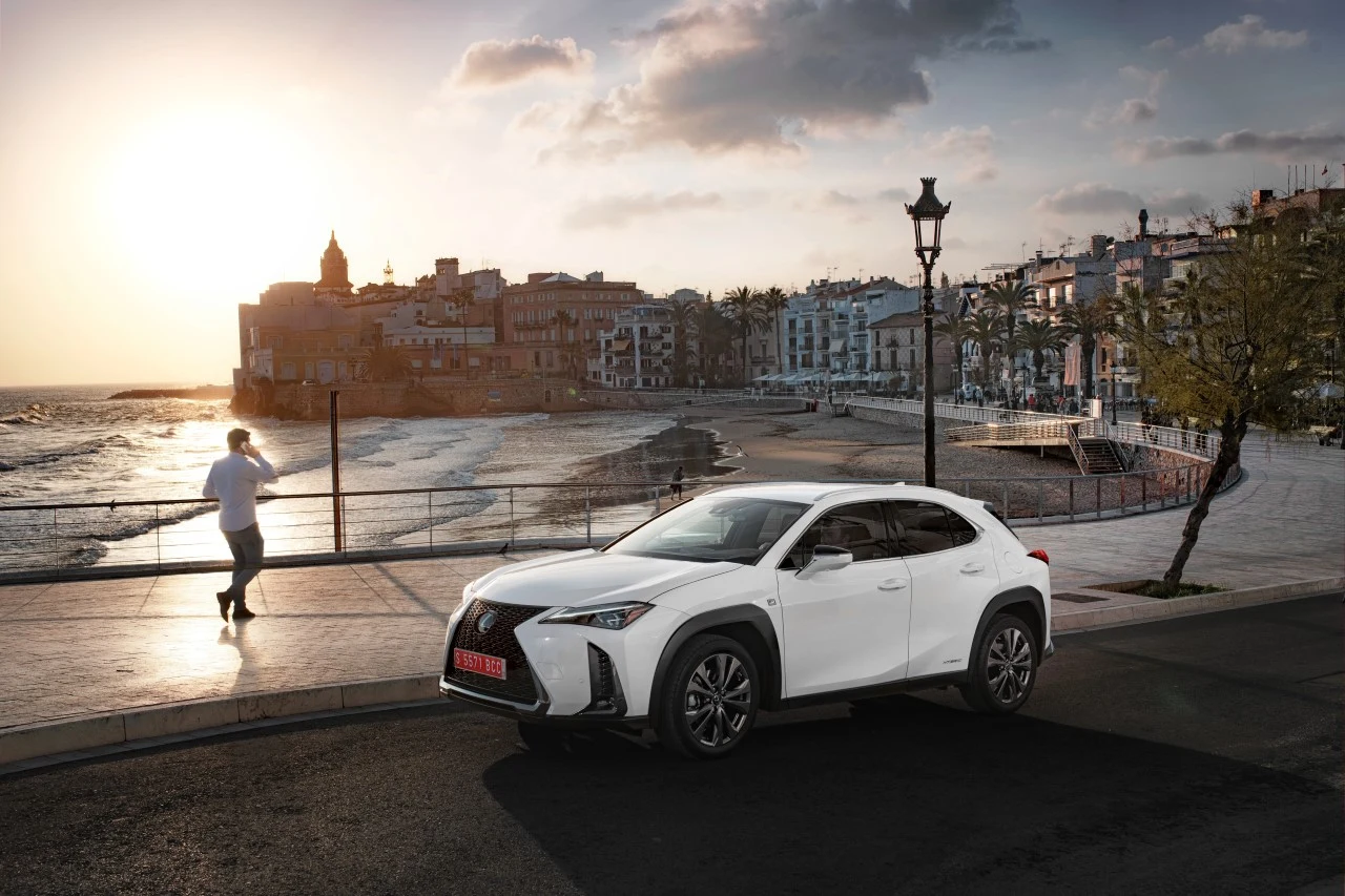 Lexusy F... 