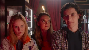 "Sexify": Natalia (Aleksandra Skraba), Monika (Sandra Drzymalska), Adam (Jan Wieteska)