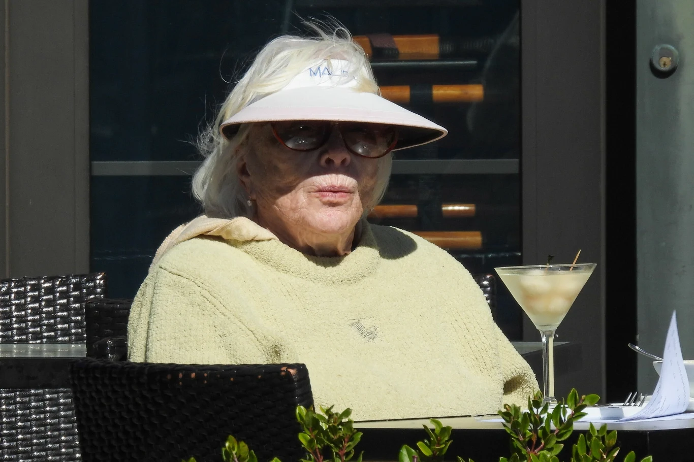 Shirley MacLaine wie, jak poprawić sobie humor