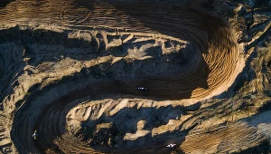 Tor motocrossowy, zdj ilustracyjne