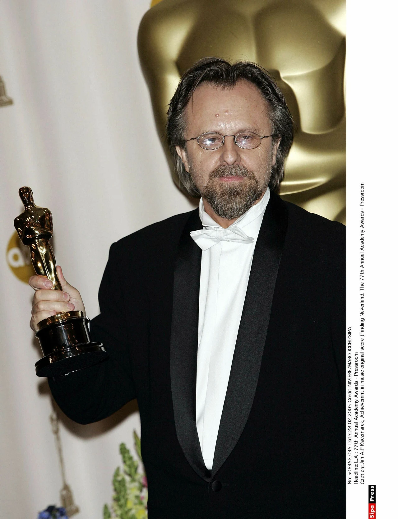 Jan A.P. Kaczmarek uhonorowany został za muzykę do filmu „Marzyciel”. Oscara zgarnął w 2005 roku.