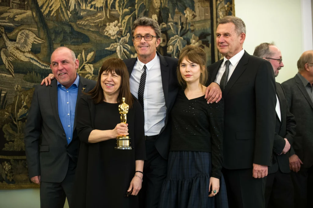 2015 rok szczególnie był ważny dla Polaków. Otrzymaliśmy wówczas pięć nominacji. Statuetka została przyznana Pawłowi Pawlikowskiemu za „Idę” w kategorii Najlepszy Film Nieanglojęzyczny.