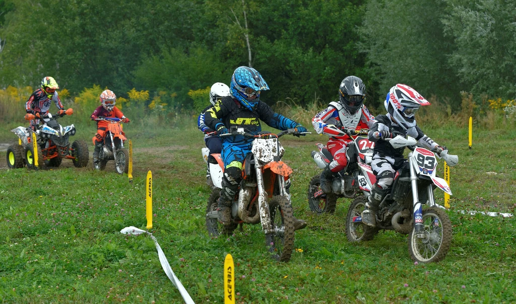 Motocross to niebezpieczny sport, a jego naukę zaczynają już kilkuletnie dzieci / fot. ilustracyjne