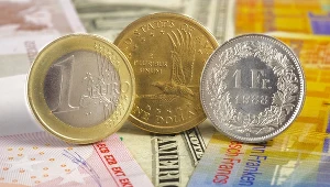 Złoty przed wyrokiem TSUE