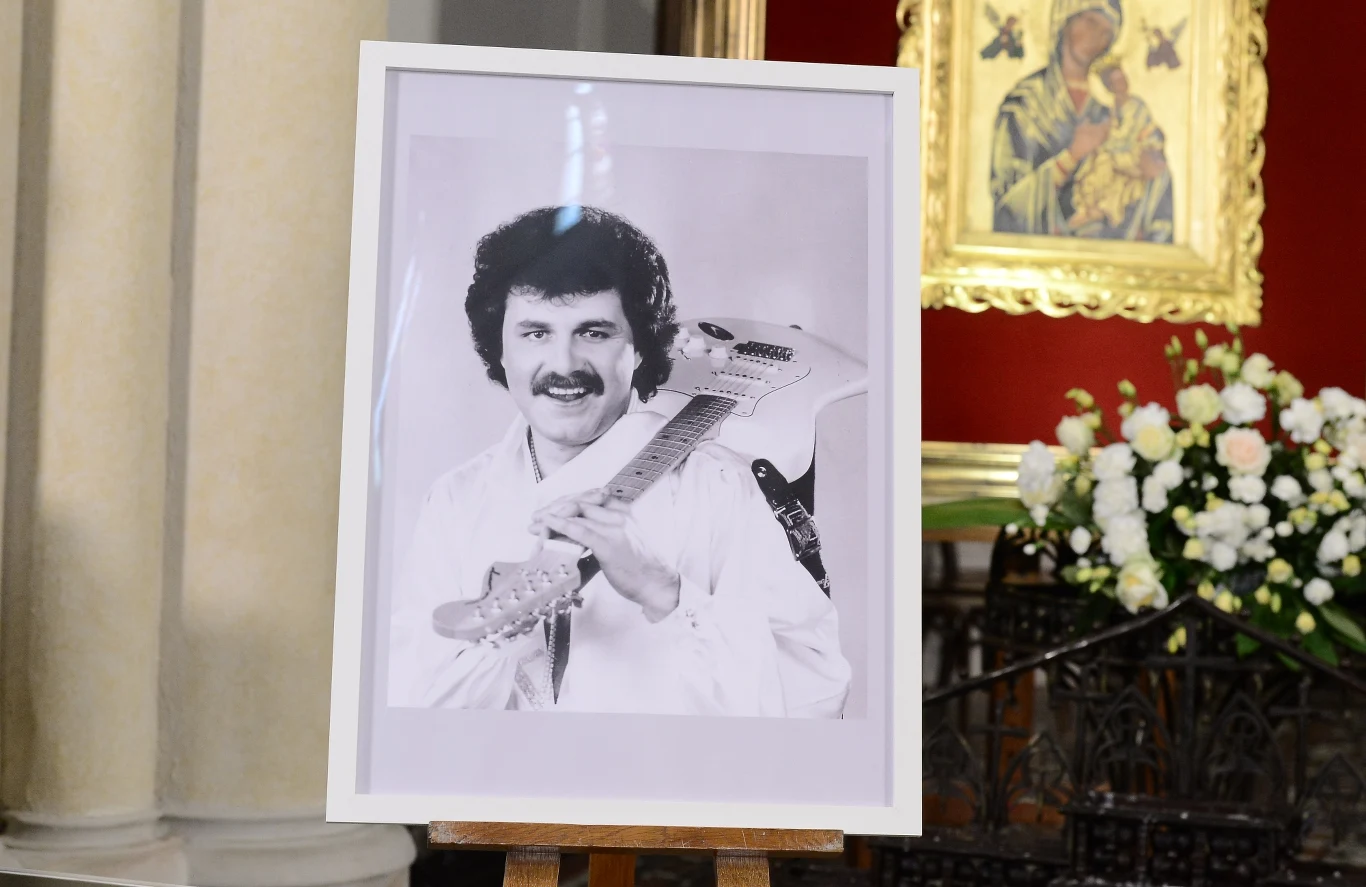 Krzysztof Krawczyk zmarł 5 kwietnia Krzysztof Krawczyk zmarł 5 kwietnia