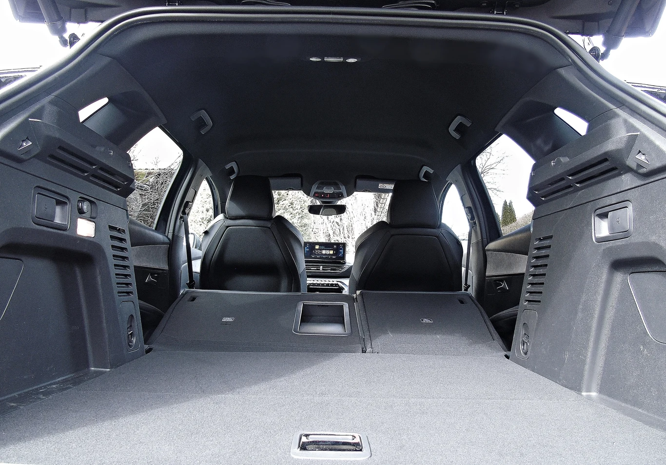 Peugeot 3008 GT Hybrid4 Peugeot 3008 GT Hybrid4