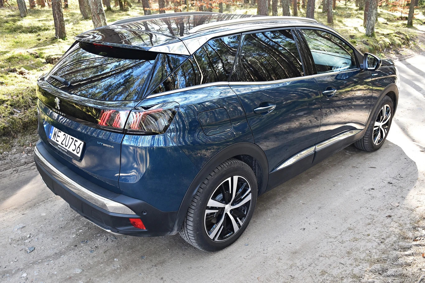 Peugeot 3008 GT Hybrid4 Peugeot 3008 GT Hybrid4