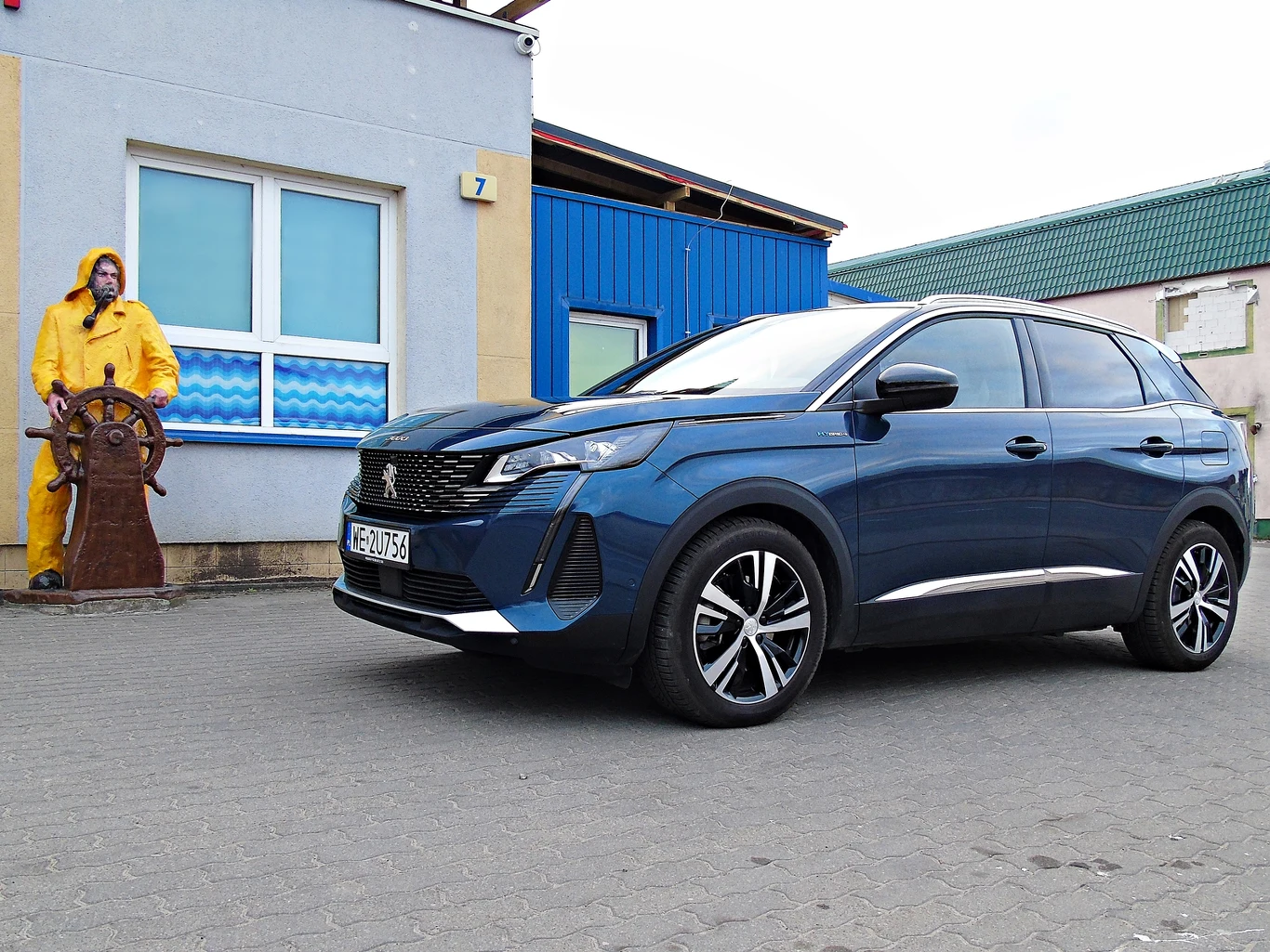 Peugeot 3008 GT Hybrid4 Peugeot 3008 GT Hybrid4
