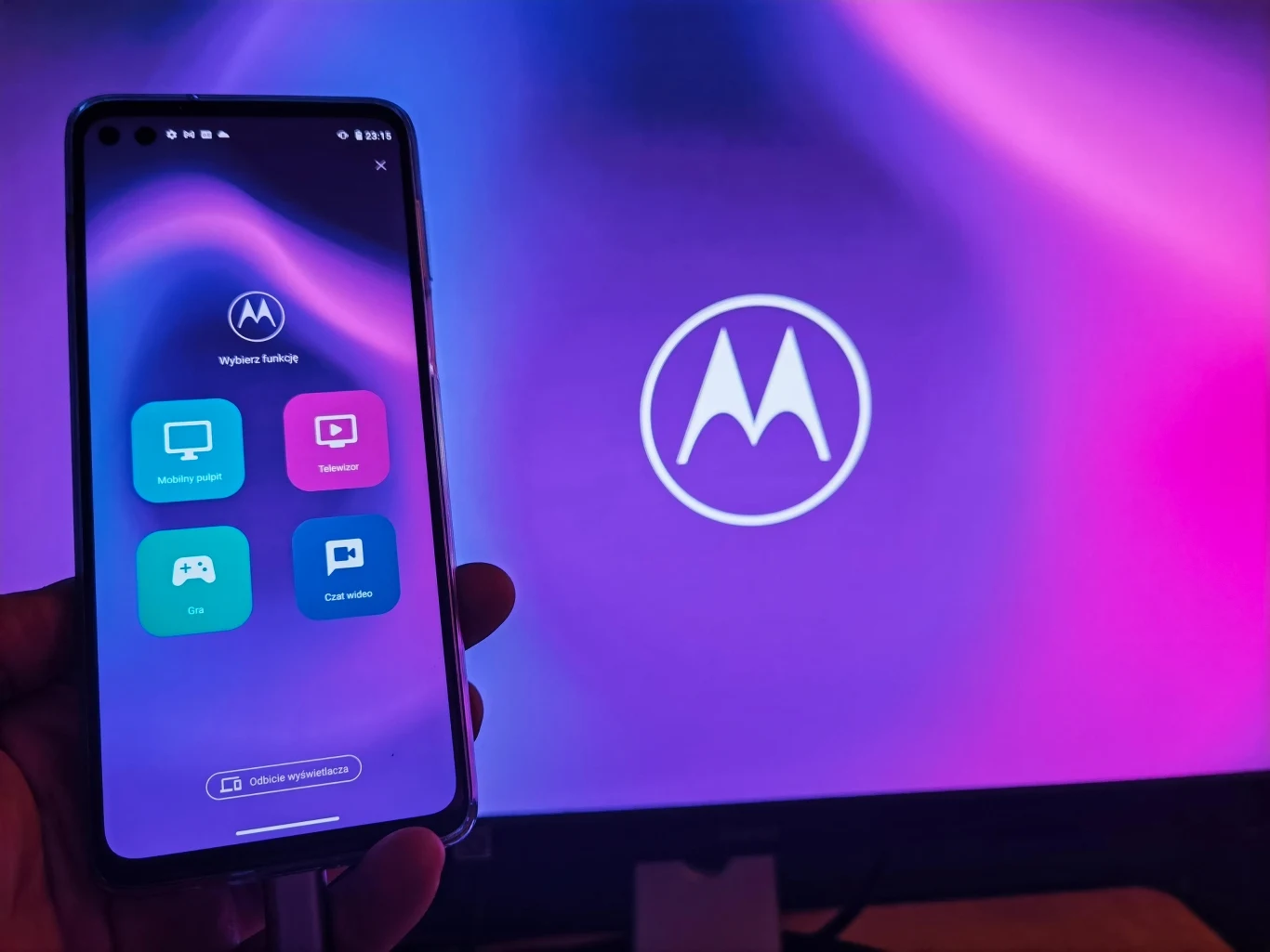 moto g100 i Ready For - cztery możliwe do wykorzystania pakiety aplikacji z tych, które zainstalowaliśmy 