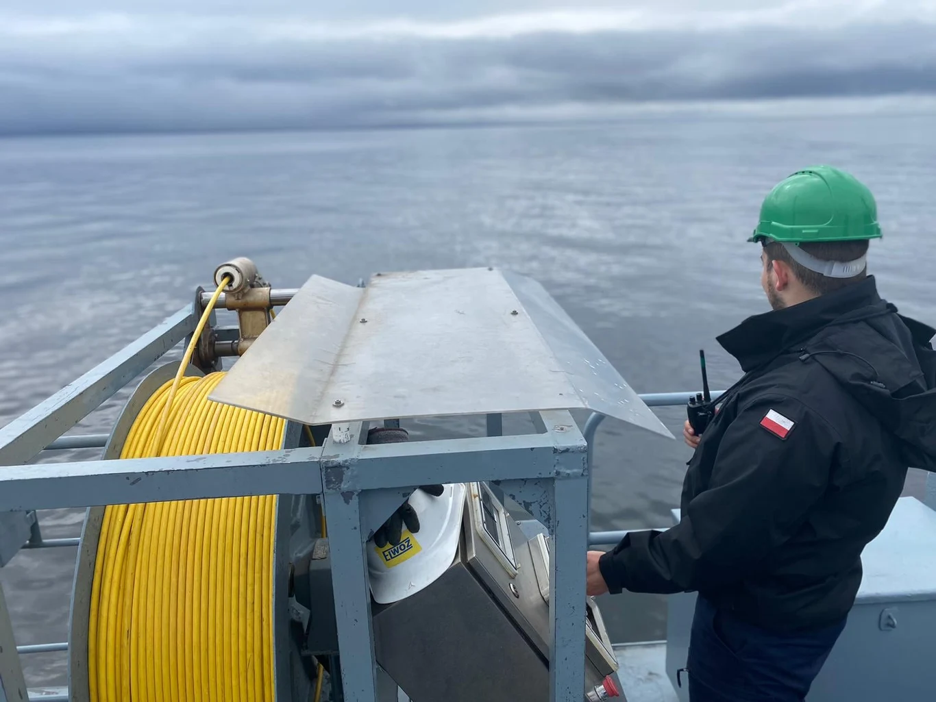 Operator drona na pokładzie ORP "Czajka"