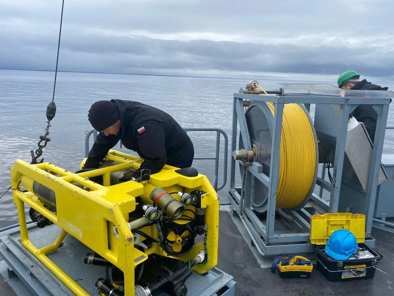 Przygotowanie podwodnego pojazdu do wodowania 